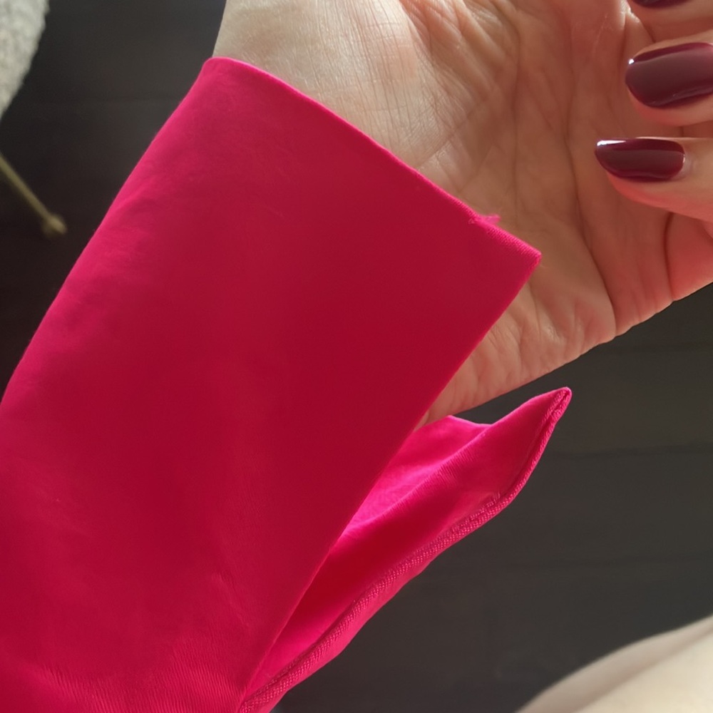 Pink shoulder pads dress - Picture 8 of 14